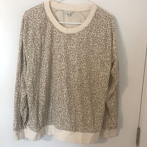 American eagle leopard print crew neck sweatshirt